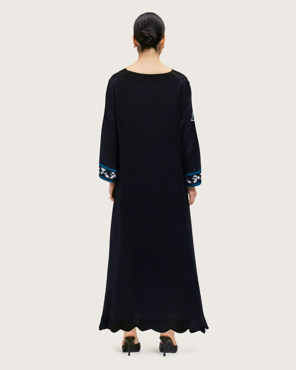 Artistic Floral Maxi Dress with Scalloped Hem - Image 6