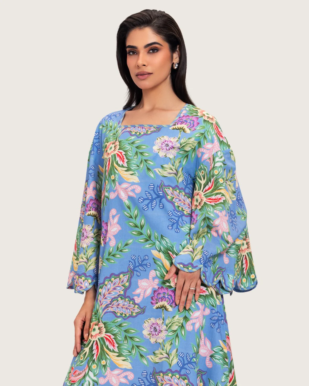 Blue Floral Maxi Dress with Square Neckline - Image 9