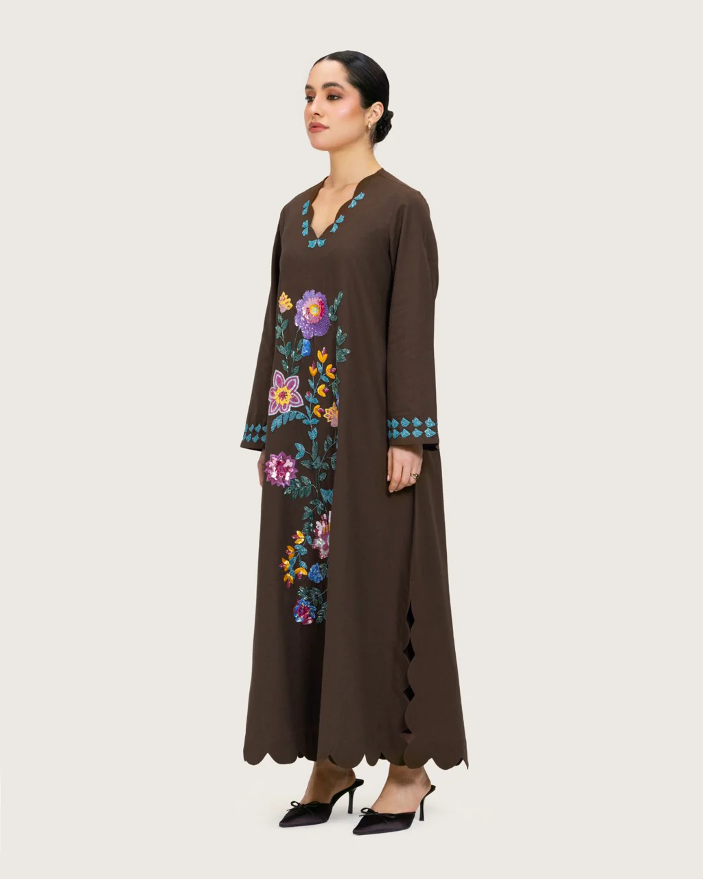 Brown Linen Kaftan with Hand Embellishments and Scalloped Edges - Image 3