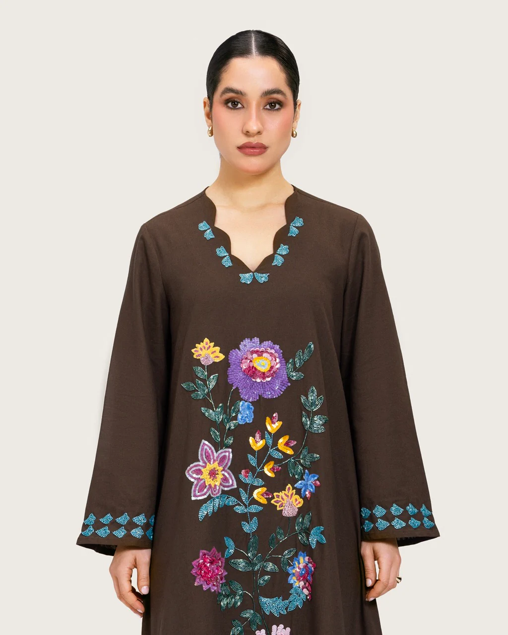 Brown Linen Kaftan with Hand Embellishments and Scalloped Edges - Image 4