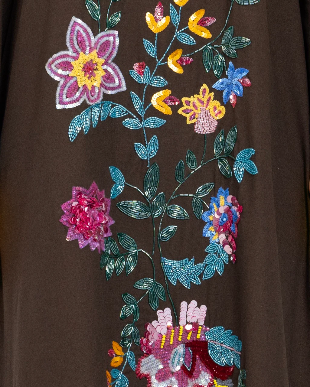 Brown Linen Kaftan with Hand Embellishments and Scalloped Edges - Image 7