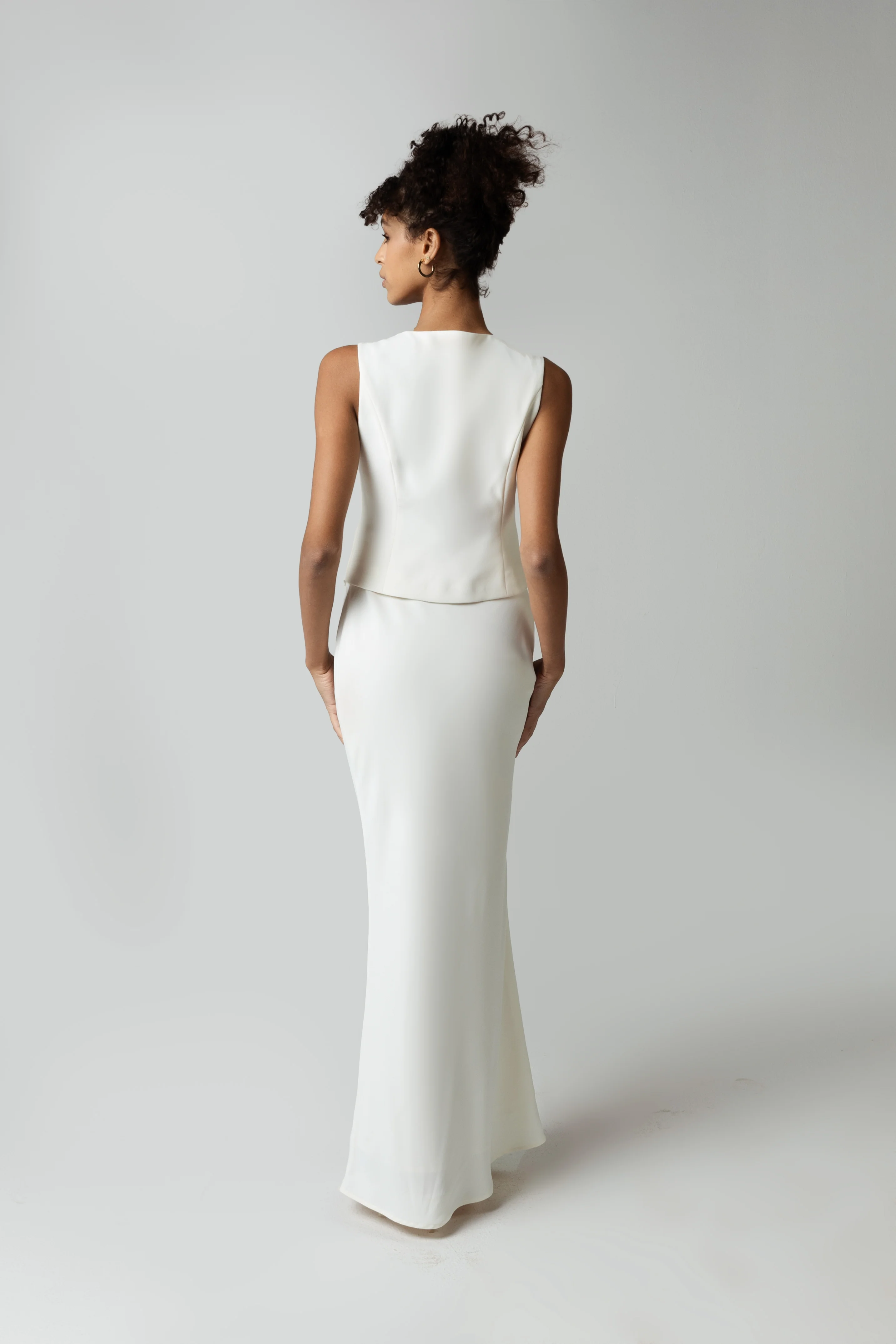 Crepe Co-ord Maxi Bias-Cut Maxi Skirt in White - Image 3
