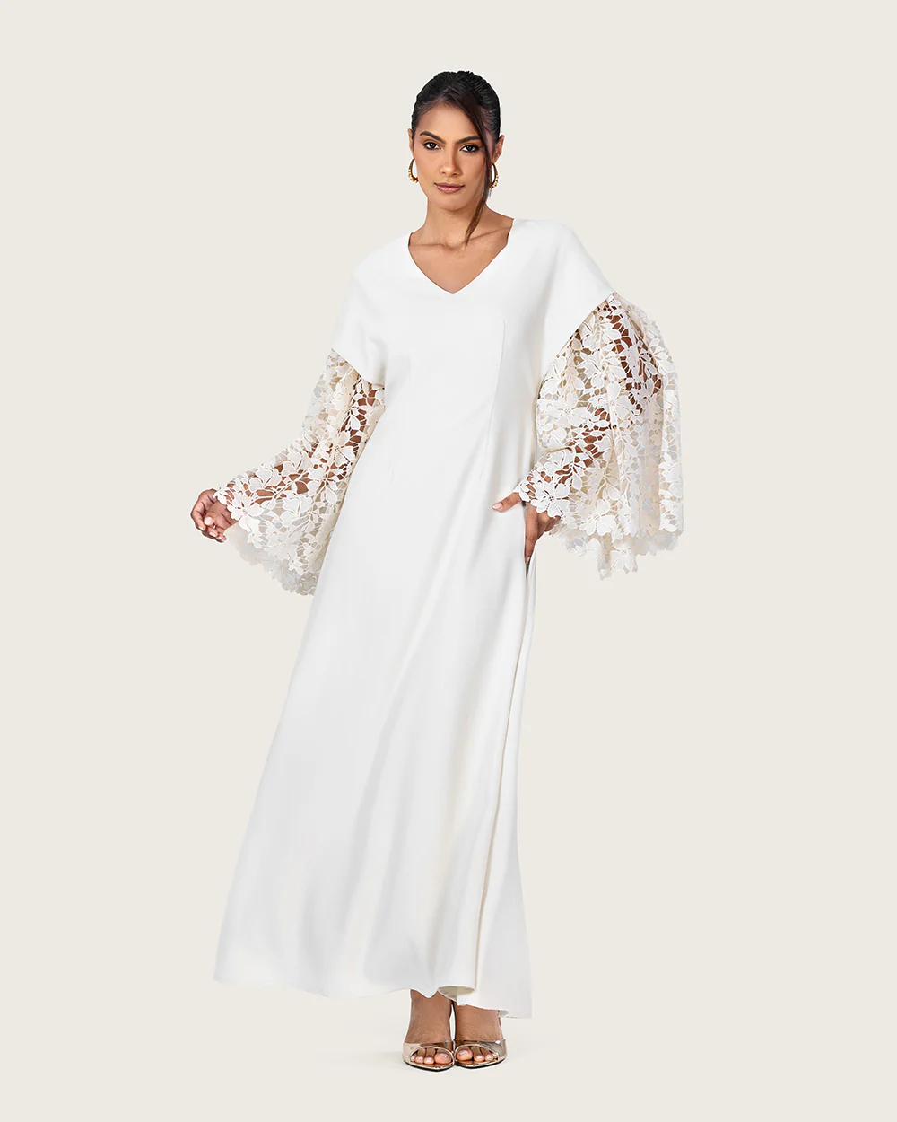 Elegant White Dress with Lace Sleeves - Image 5