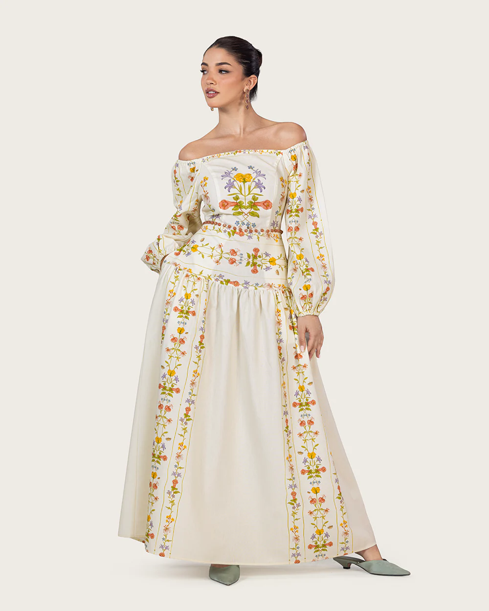 Embroidered Linen  Dress with Hand-Beaded Waist - Image 7
