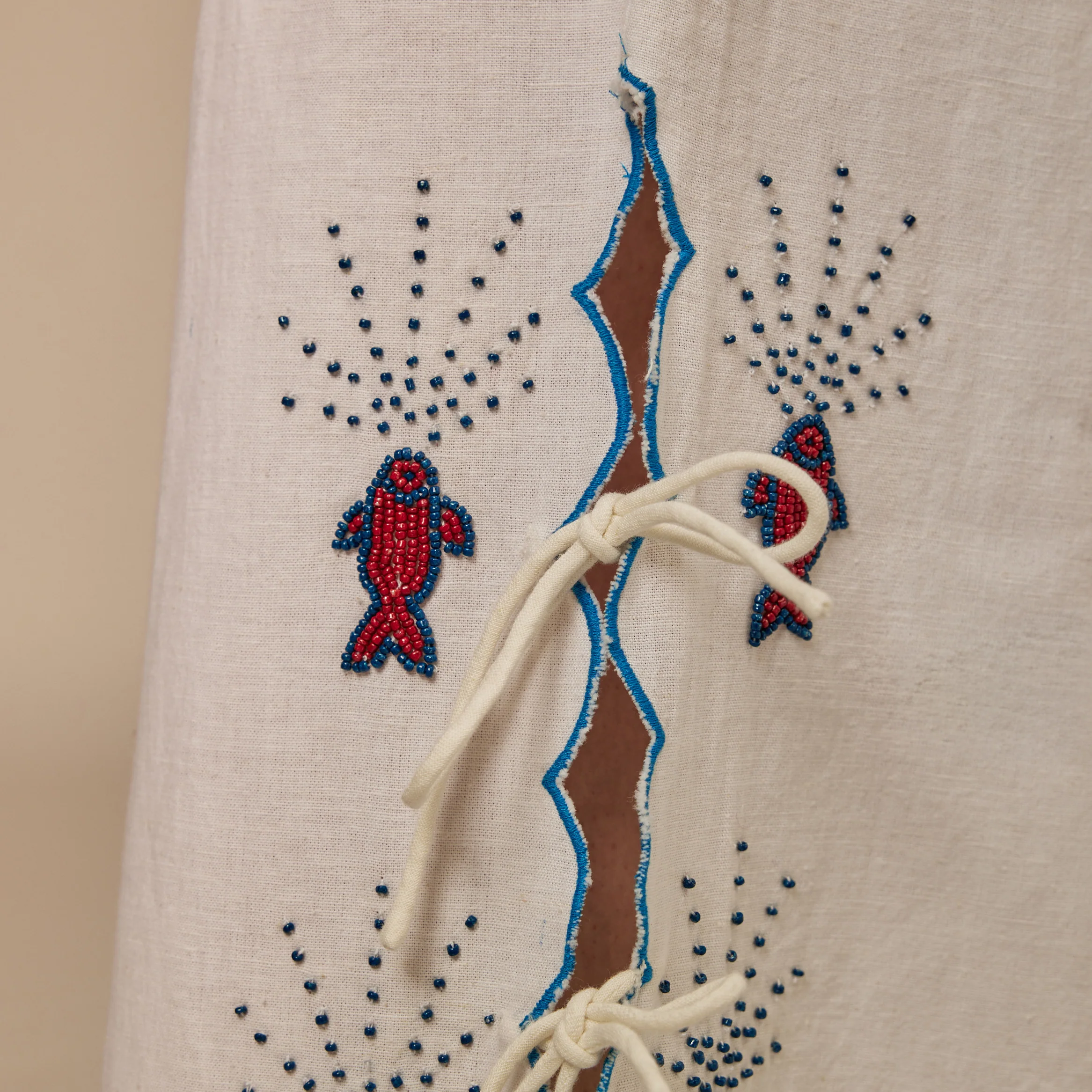 White Hand Beaded Fish Decorated Cotton Set - Image 5