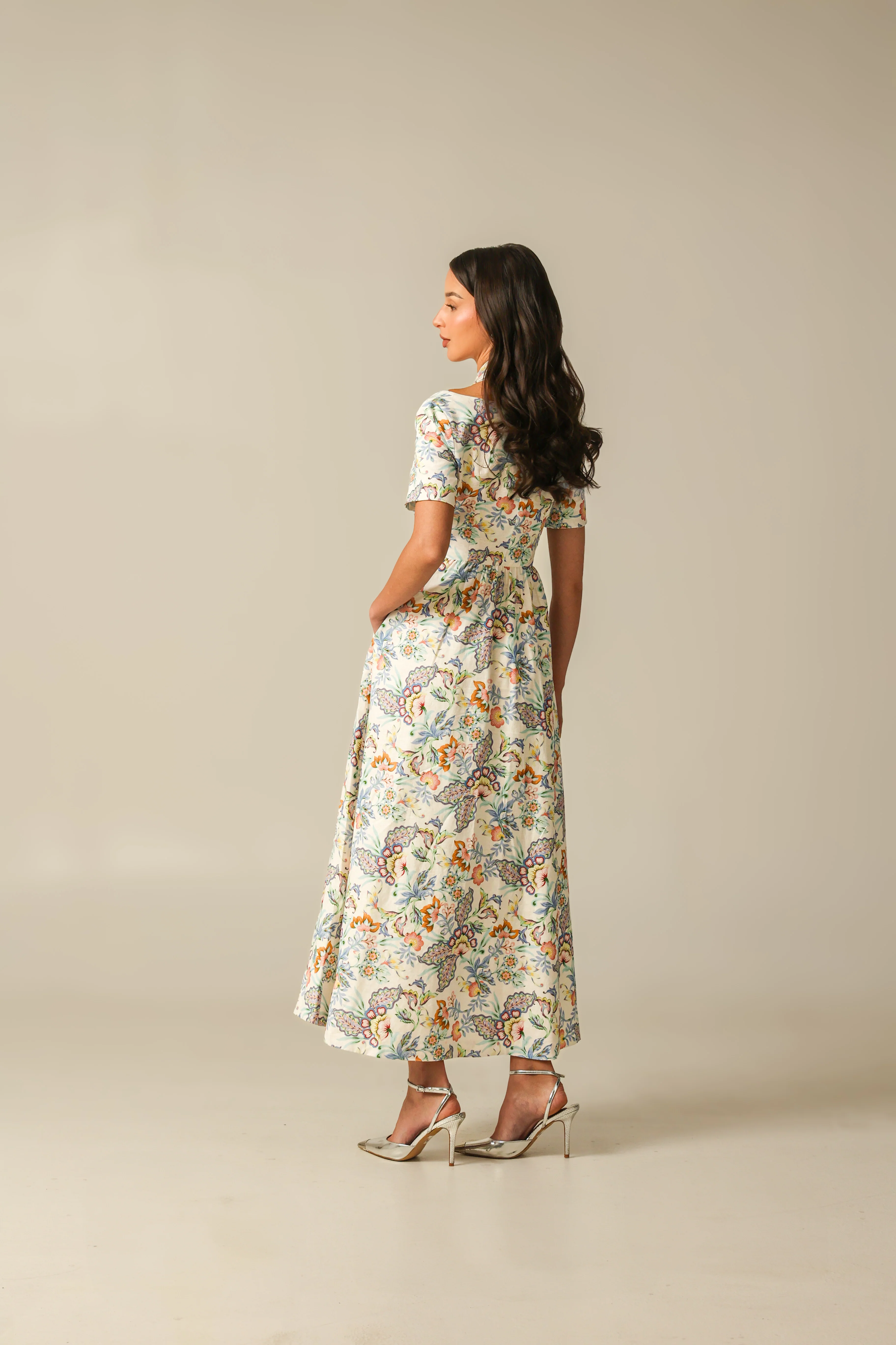 Soft Linen Vibrant Printed Dress – Modest & Light Summer Wear - Image 4
