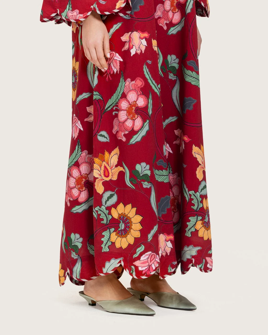 Maroon Red Floral Maxi Dress with Square Neckline - Image 9