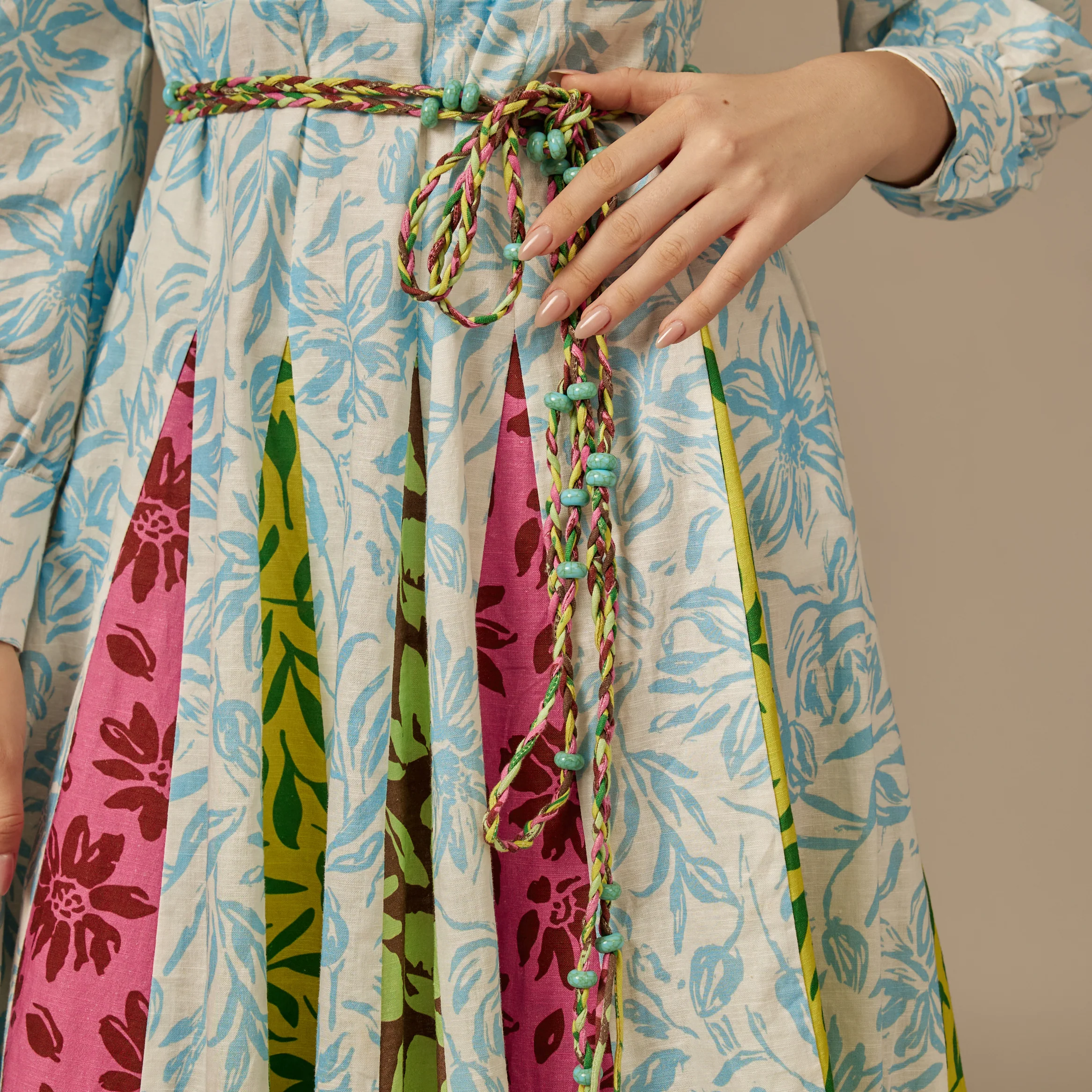 ًWhite And Blue Multiprinted Linen Shirt Dress - Image 5