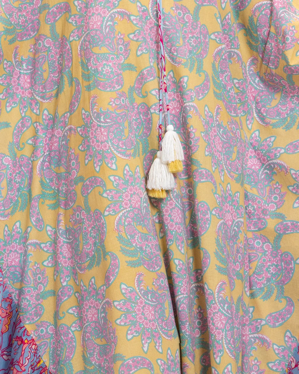 Printed Flowy Kaftan Dress with Soft Multicolor Motifs and Tassels - Image 11
