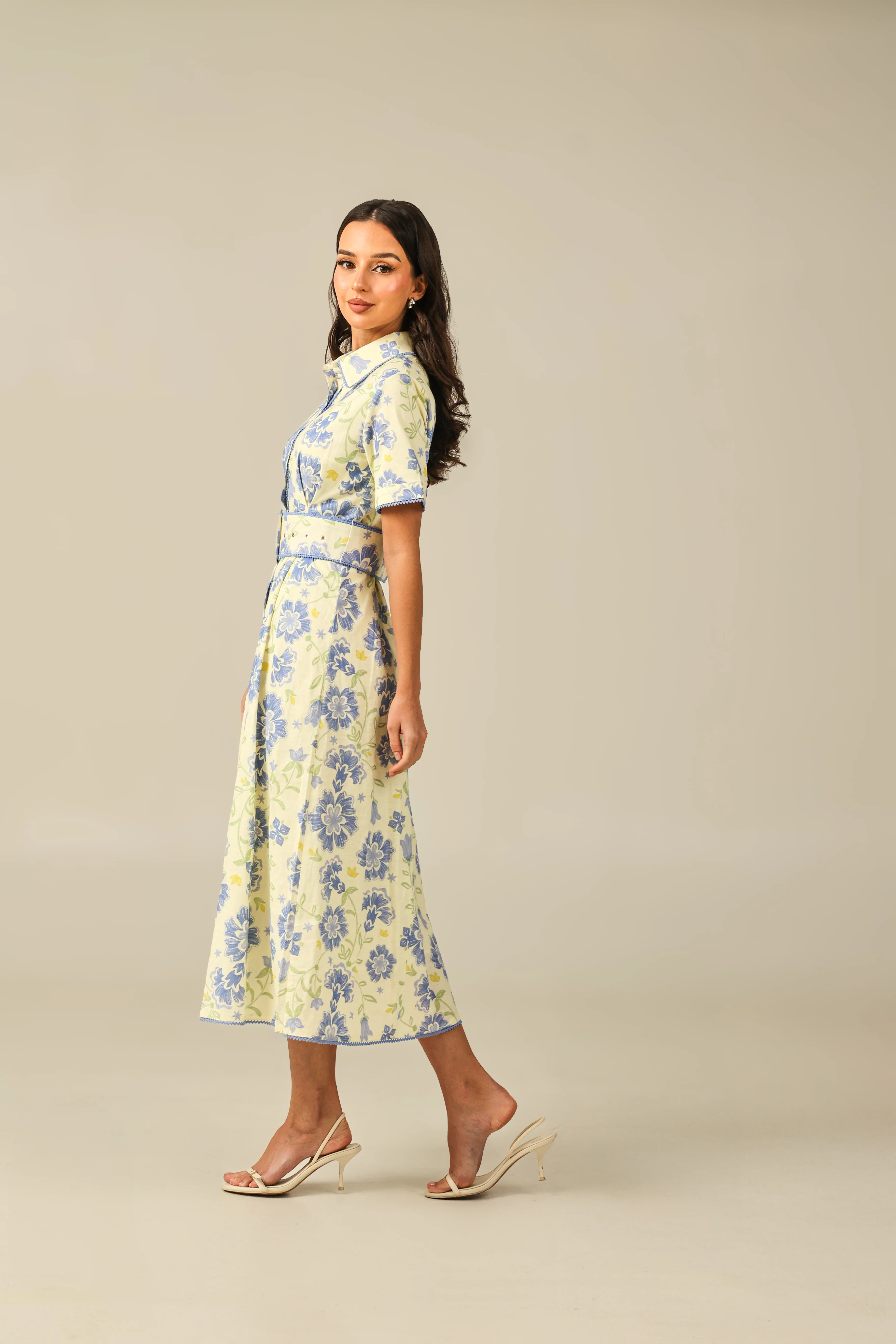 Short Sleeve Linen Shirt Dress with Floral Pattern in Soft Shades - Image 3